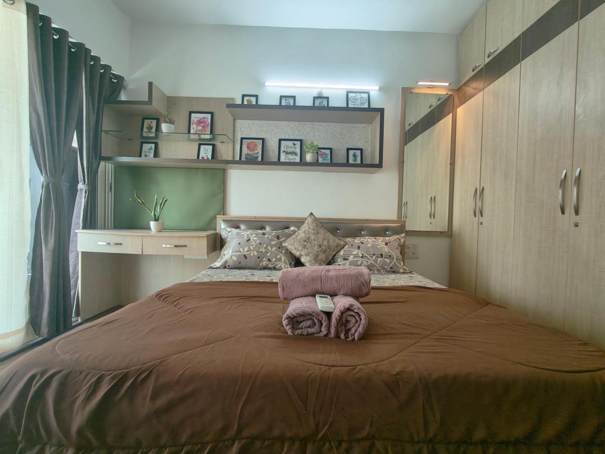Staeg Skyline View 3Bhk - 1404 Daire Indore Dış mekan fotoğraf